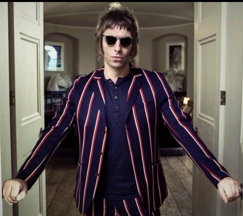Pretty green black label - green,