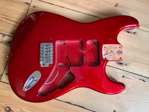 Squier standard stratocaster - standard,