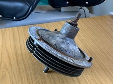 Original Lambretta Innocenti  LD Front Brake Drum & Original Spindle 125 Drum id