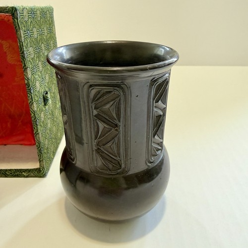 Vtg chinese yellow river - yellow, black