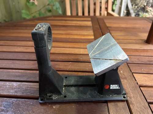 Black and decker d2057 drill - and,