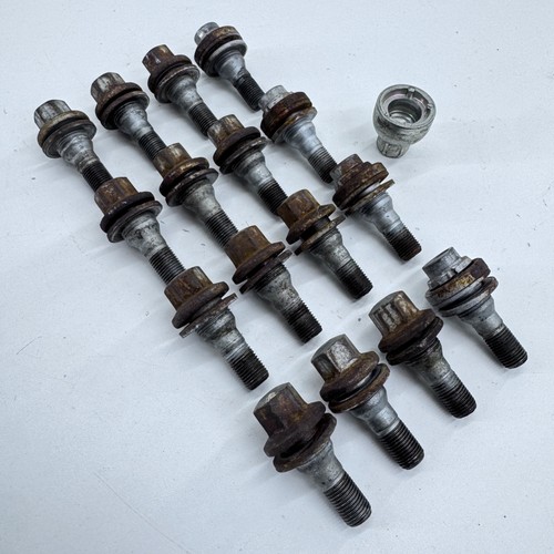 Peugeot 207 locking wheel nut - locking,
