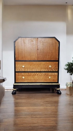 Art deco oak linen cabinet - ,