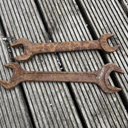Old spanner large 1 4 - spanner,