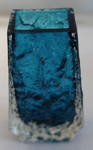 Whitefriars coffin vase 9686 - whitefriars,