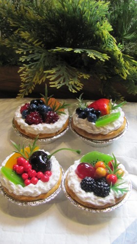 Artificial faux fake - faux, cakes