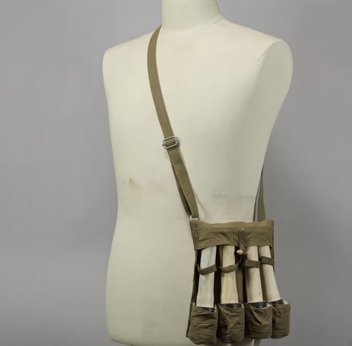 Type grenade carrier - vc,