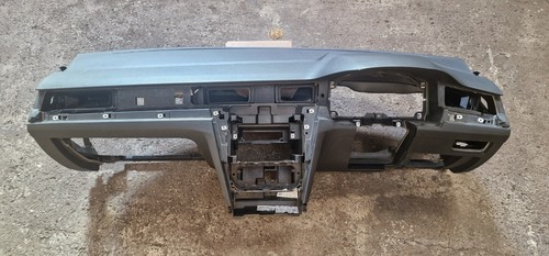 Passat dashboard with - passat,
