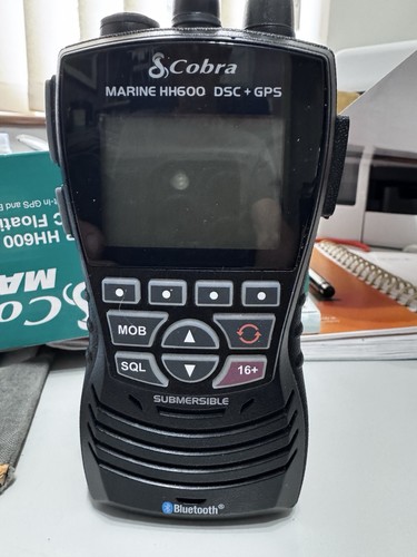 Cobra hh600e vhf handheld - vhf,