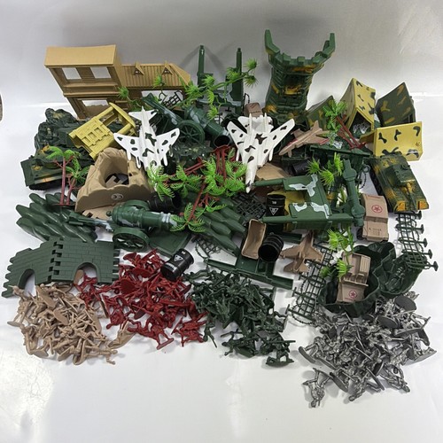 Bundle plastic toy soldiers - toy,