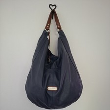 Stunning XL Juicy navy Leather