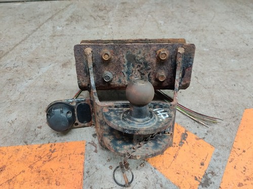Toyota hilux 2008 tow bar - hilux,