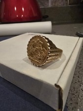 22ct Gold Sovereign Ring Z+3