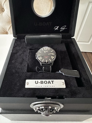 Boat watch capsoil - u-boat,