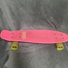 D Street Skateboard Cruiser Pink 57cm X 15cm