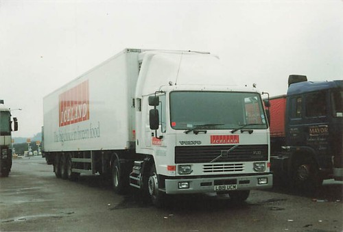 Volvo fl10 truck photo approx - truck,