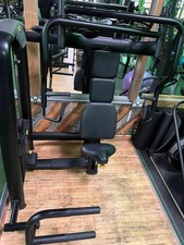 Technogym Selection Line chest Press
