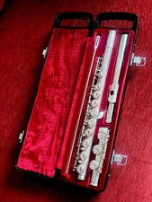 YAMAHA YFL-221 Student Flute Nickel Silver Plated with Hard Case Used Japan