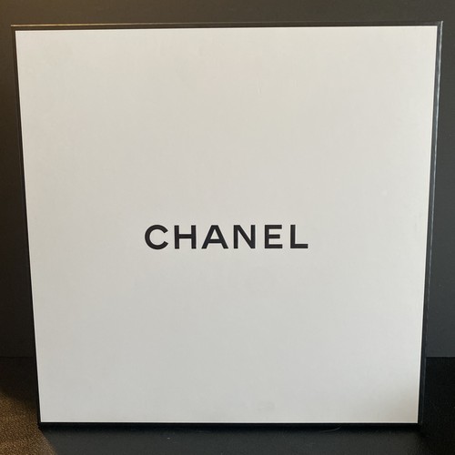 100 authentic chanel empty - 100%,