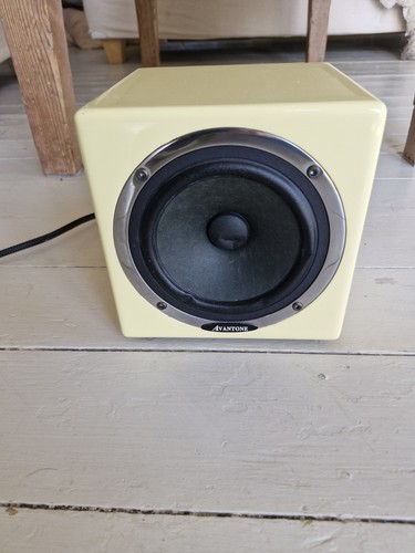 Avantone mixcube powered - mixcube,