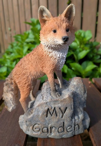 Vivid arts garden fox a - fox,