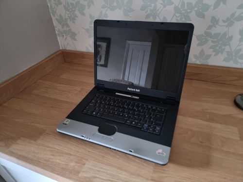 Packard bell easynote laptop - easynote,