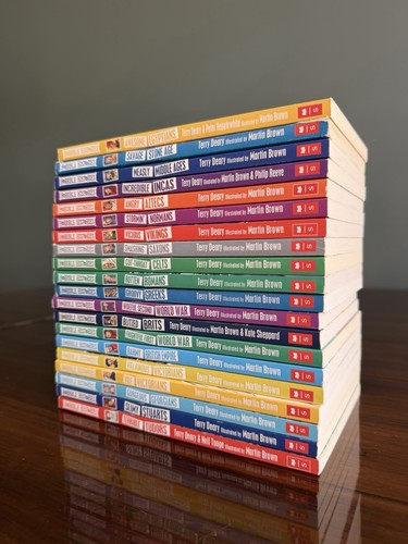 Horrible histories book bundle - histories,