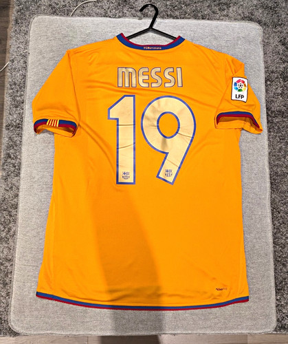 Barcelona 2006 away - barcelona,