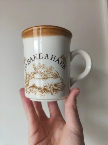 Vintage biltons bake hare - a,