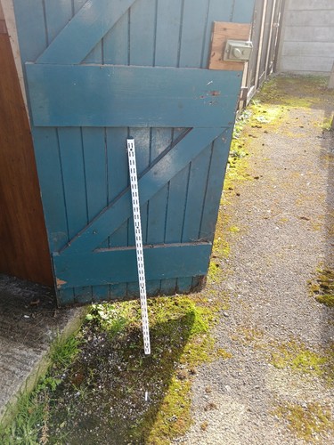Spur shelving uprights - shelving,