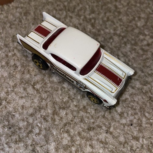 Hot wheels custom - ‘57, chevy