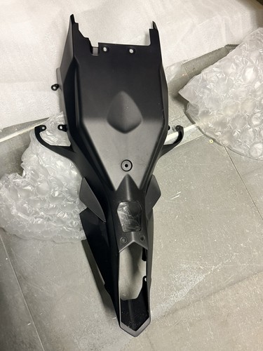 Genuine yamaha yzf r1m - yamaha,
