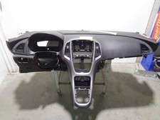2201335 dashboard for Opel Astra J GTI 1.4 SEDAN P10 3386647
