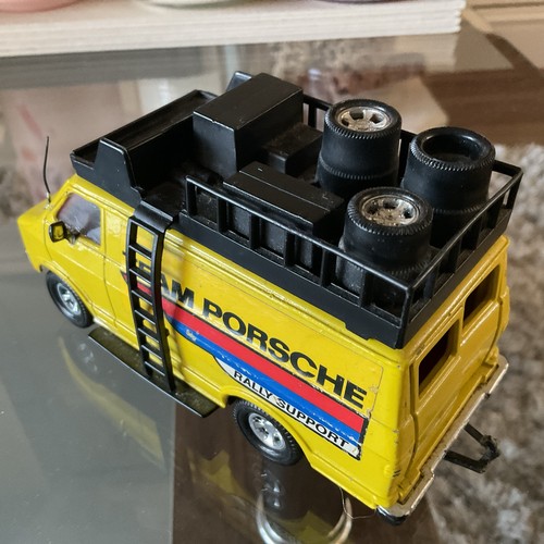 Matchbox superkings dodge van - dodge,