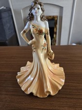 Coalport Figurine Ladies of Fashion, Julianna 1998