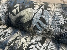 FLORAL TROPICAL  VELVET