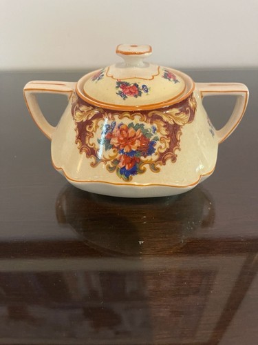 Vintage crown ducal ware - crown,
