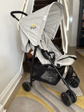 Hauck Disney Winnie The Pooh Buggy Pushchair Complete with Rain Cover