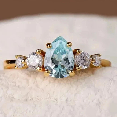 Pear cut aquamarine - ct,