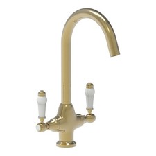 Traditional Kitchen Taps – Vintage Style, Perfect for Classic Kitchens