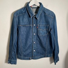 Levi’s Engineered Trucker