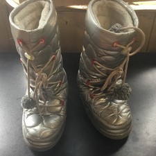O'Neill Silver Snow Boots Size