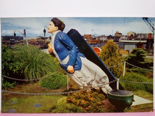 Victoria the figurehead - bc,