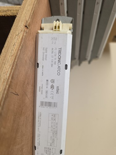 Tridonic atco t8 pro - tridonic,