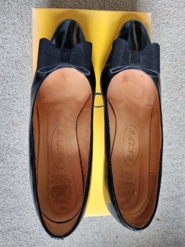 Vintage rayne black - vintage,