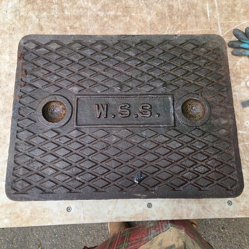 Cast iron manhole - cast, 660mm