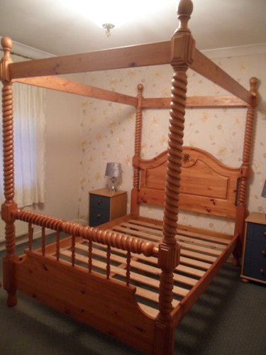 Four poster double - four,