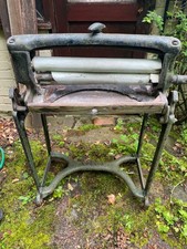 Ewbank cast iron old mangle - old,