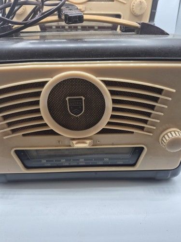 Ultra vintage bakelite - 2x,