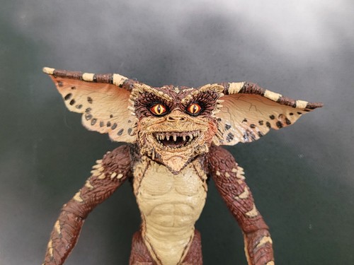 Neca gremlins brown gremlin - neca,